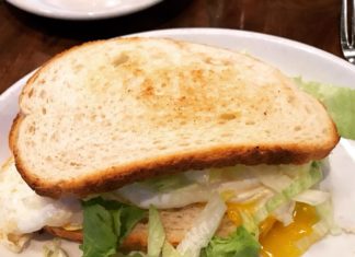 Public House Restaurant Review